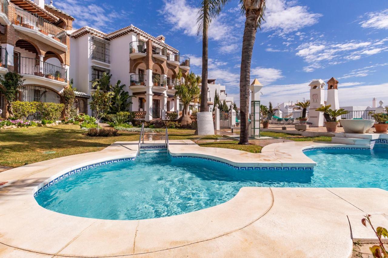 Sanders Golf - Lovely Two-Bedroom Apartment With Shared Pool MIJAS COSTA Bagian luar foto